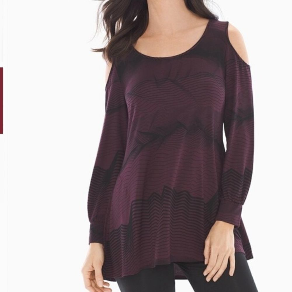 SOMA AGILE LINES MERLOT TOP WITH COLD SHOULDER